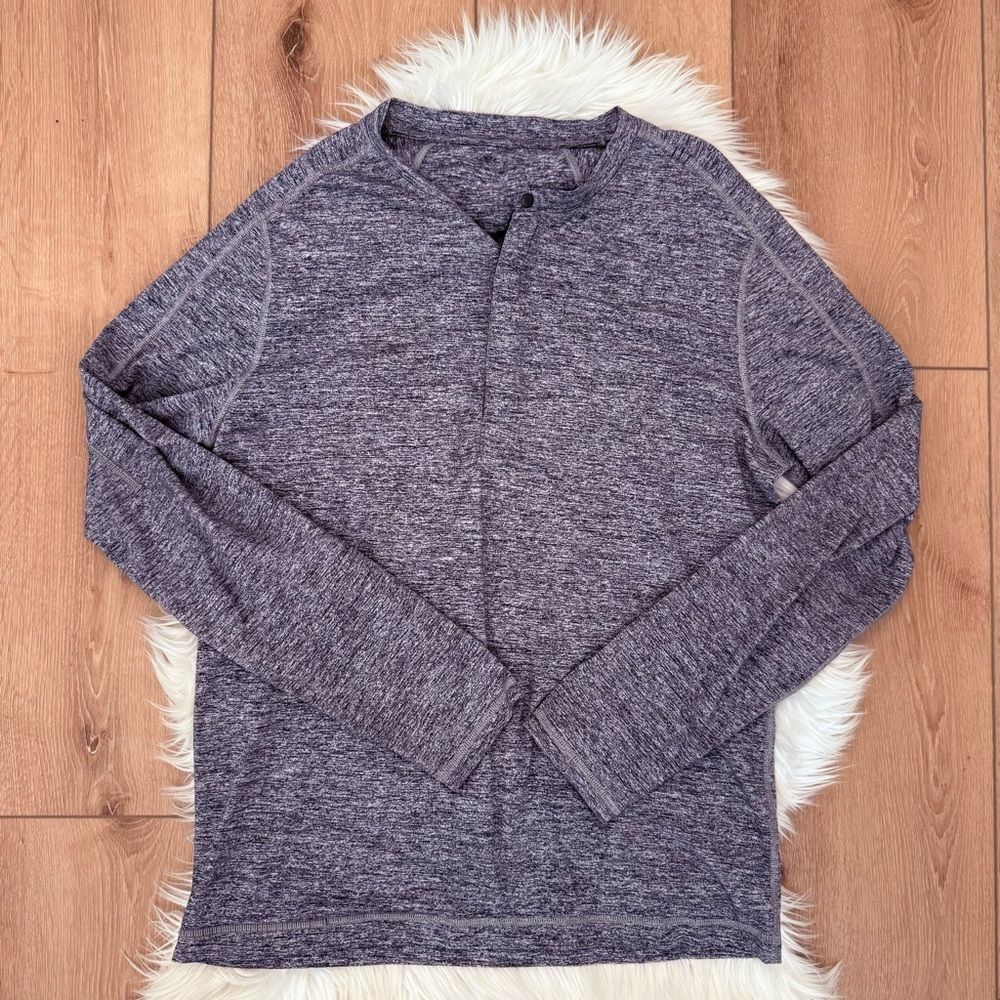 lululemon athletica Men's Heathered Charcoal Long Sleeve Crew - Size Large